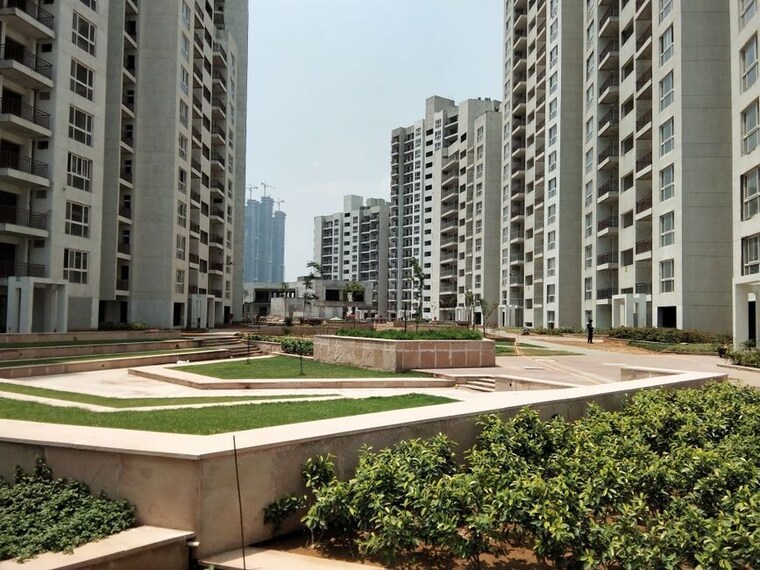 Exterior View, umang-winter-hills 2 Bedroom 1700 Sq.Ft. Apartment In Sector 77 Gurgaon 10447546