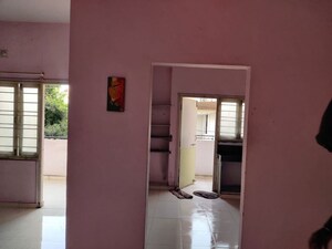 Room in 2 BHK Apartment at Avadh Enclave, Thaltej – for Rent