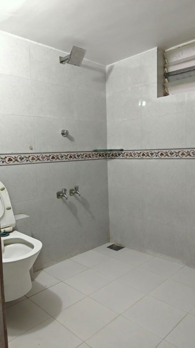 Bathroom, avadh-enclave 2 Bedroom 1200 Sq.Ft. Apartment In Thaltej Ahmedabad 10447552