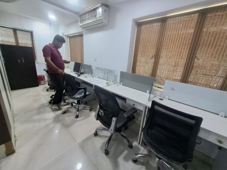 Team Area, sector 63 Commercial Office Space 500 Sq.Ft. In Sector 63 Noida 10447426