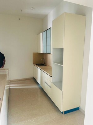 Bathroom in 4 BHK Apartment at Piramal Mahalaxmi, Mahalaxmi – for Rent