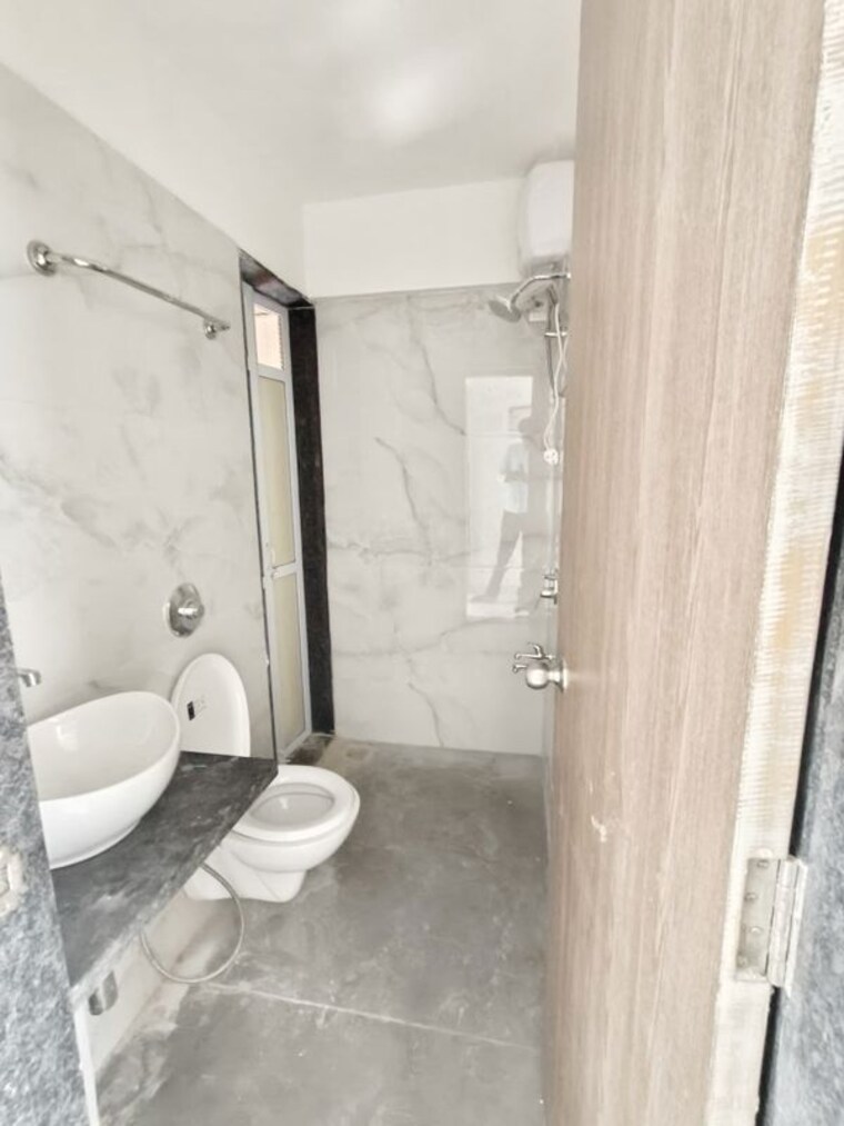 Bathroom, squarefeet-imperial-square 1 Bedroom 370 Sq.Ft. Apartment In Ghodbunder Road Thane 10447573