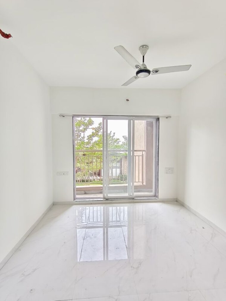 Room, squarefeet-imperial-square 1 Bedroom 370 Sq.Ft. Apartment In Ghodbunder Road Thane 10447573