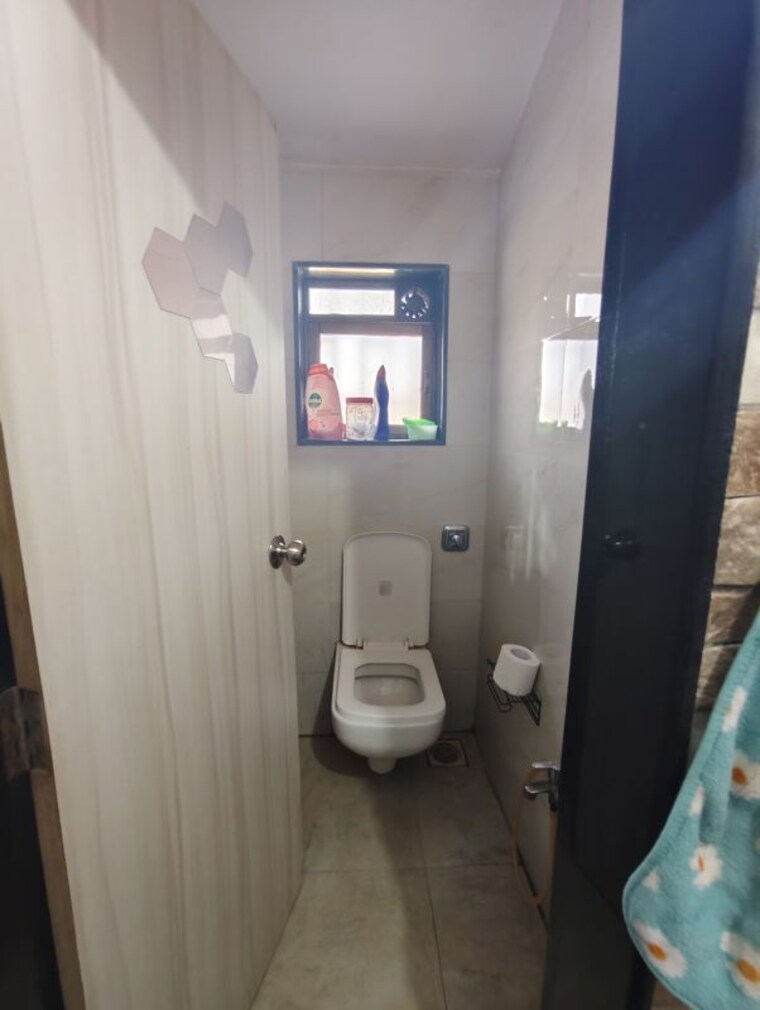 Bathroom, asmita-apartment-malad 1 Bedroom 480 Sq.Ft. Apartment In Malad West Mumbai 10447584
