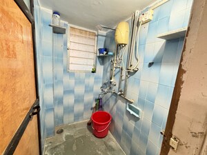 Bathroom in 1 BHK Apartment at Ic Colony – for Rent