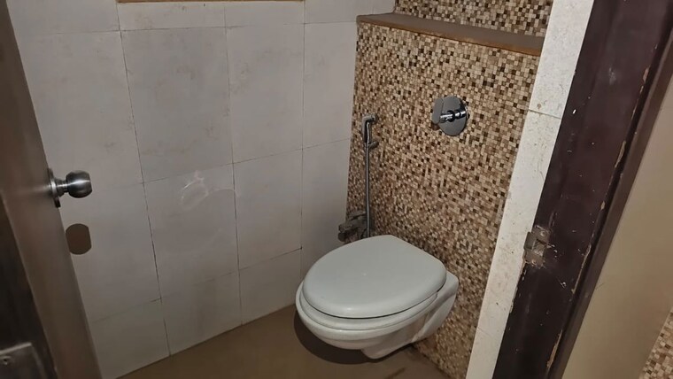 Bathroom, lodha-downtown 1 Bedroom 656 Sq.Ft. Apartment In Dombivli East Thane 10447619