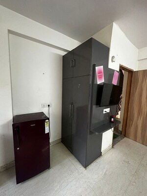 Team Area in 1 RK Builder Floor at Sector 45 – for Rent