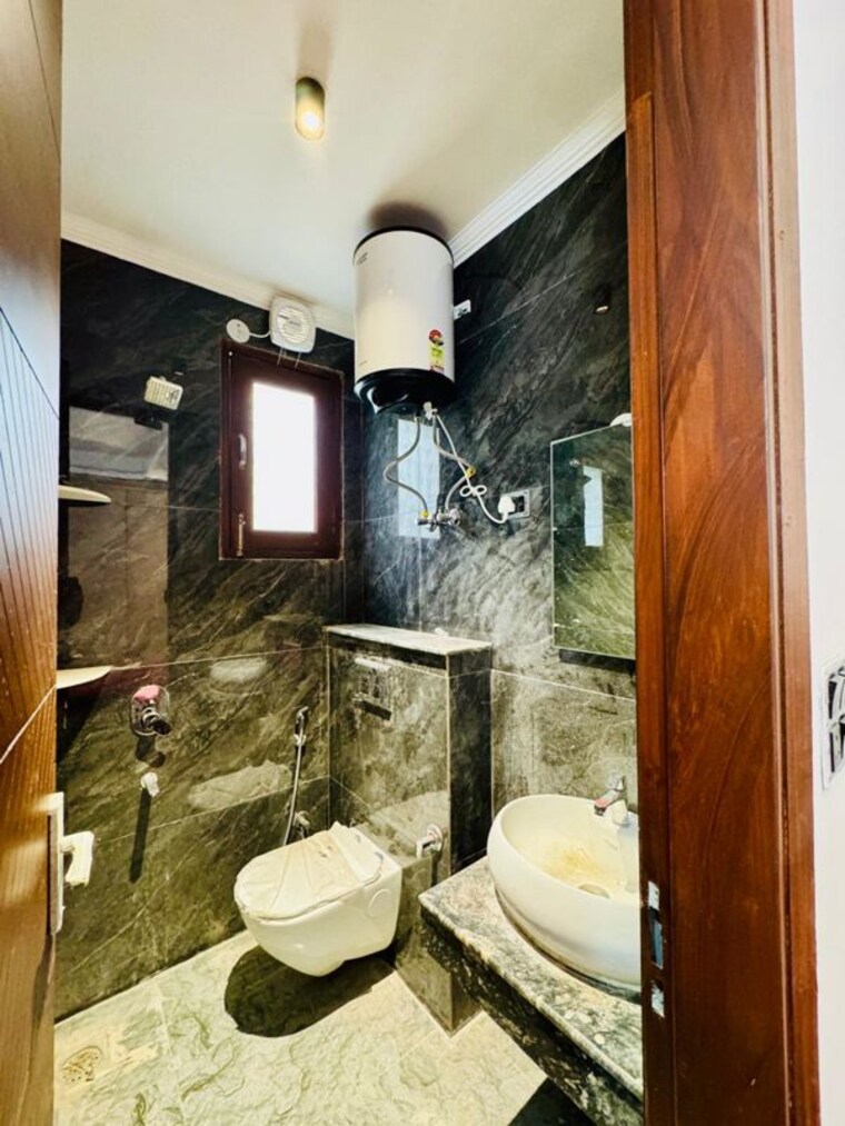 Team Area, saket 1 Bedroom 600 Sq.Ft. Builder Floor In Saket Delhi 10447634