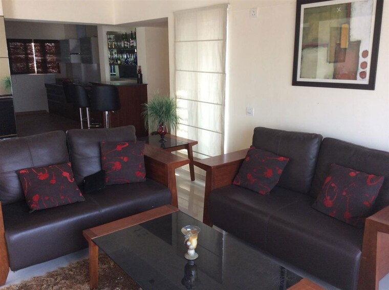 Living Room, gera-greens-ville-sky-villas 4 Bedroom 2877 Sq.Ft. Penthouse In Kharadi Pune 10444604