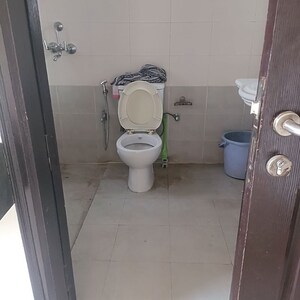 Bathroom in 3 BHK Apartment at JMD Gardens, Sector 33 – for Rent