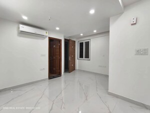 Room in 2 BHK Apartment at Saket – for Rent