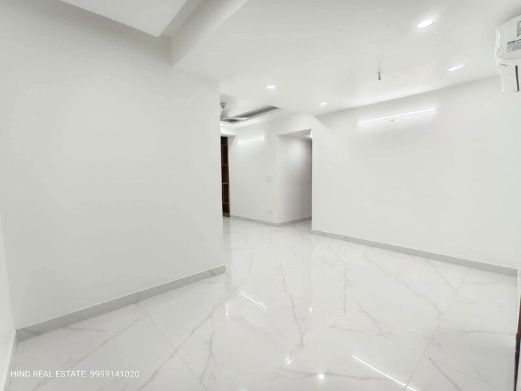 Room, saket 2 Bedroom 1050 Sq.Ft. Apartment In Saket Delhi 10447717