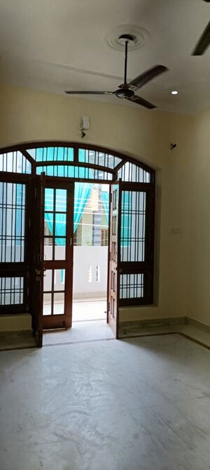 Room in 2 BHK Independent House at Viram Khand – for Rent