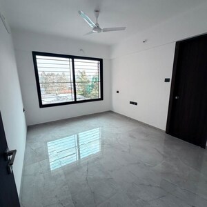 Room in 3 BHK Apartment at Unique Youtopia, Kharadi – for Rent
