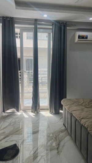 Bathroom in 1 BHK Apartment at Saket – for Rent