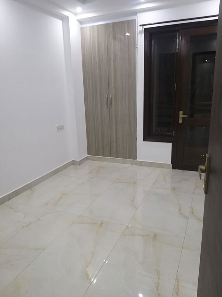 Bathroom, vasant kunj 3 Bedroom 1100 Sq.Ft. Builder Floor In Vasant Kunj Delhi 10447777