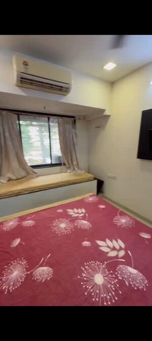 1 BHK Apartment For Rent in Bhavna Apartment Vile Parle West, Vile Parle West
