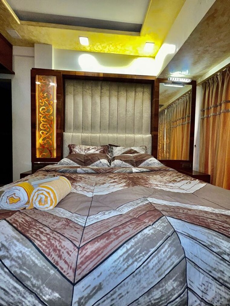 Living Room, oberoi-realty-springs 2.5 Bedroom 1360 Sq.Ft. Apartment In Andheri West Mumbai 10447814