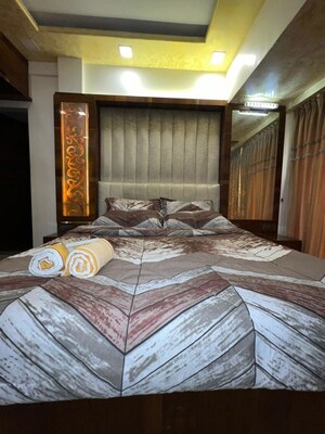 Bedroom in 2.5 BHK Apartment at Oberoi Realty Springs, Andheri West – for Sale