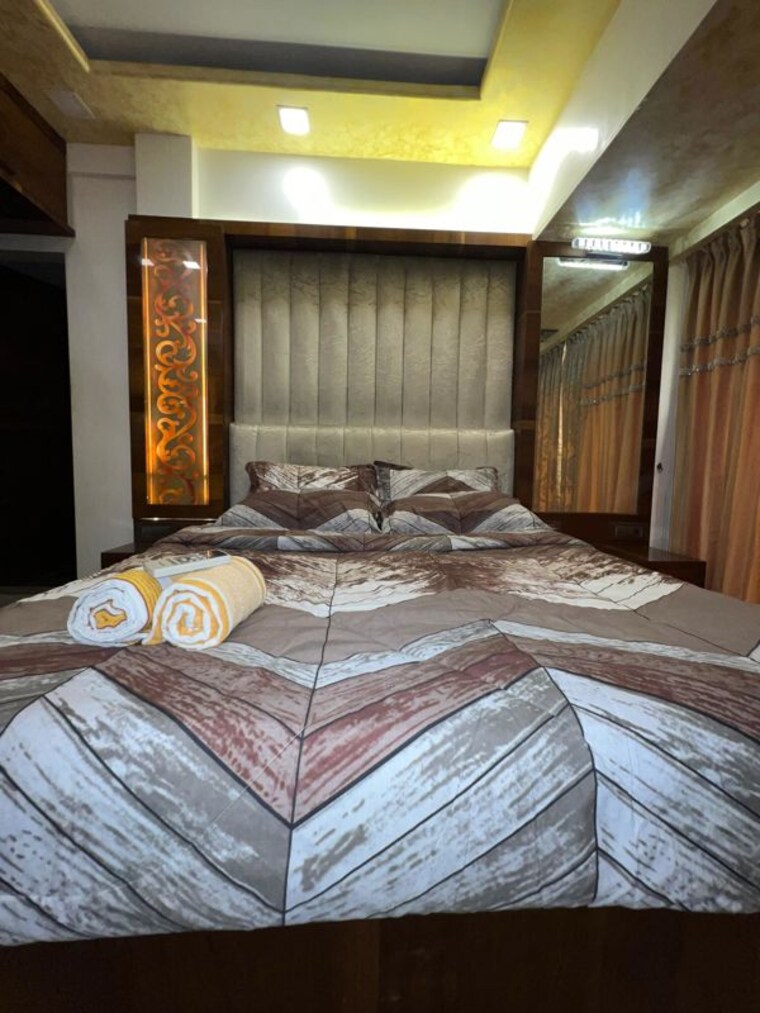 Bedroom, oberoi-realty-springs 2.5 Bedroom 1360 Sq.Ft. Apartment In Andheri West Mumbai 10447814