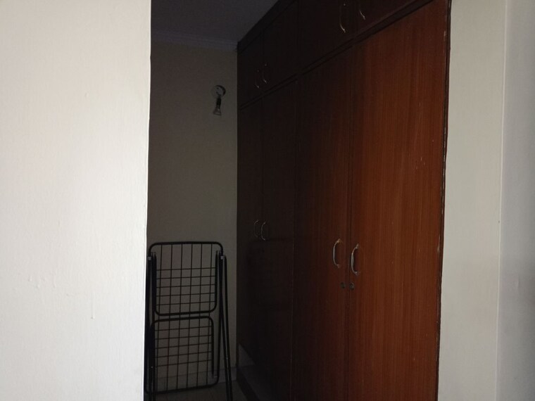 Cupboard, sector 56 Pg For Girls In Sector 56 10447859