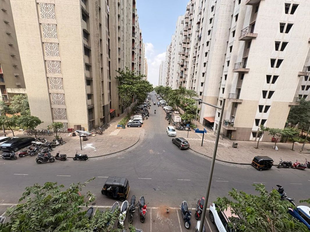 1.5 BHK + Pooja Room,Extra Room 638 Sq.Ft. Apartment in Lodha Lakeshore Greens