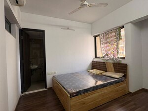 Master Bedroom in 1.5 BHK Apartment at Lodha Lakeshore Greens, Dombivli East – for Rent