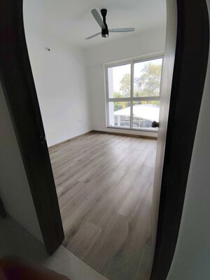 Room in 2 BHK Apartment at Goel Ganga Serio, Kharadi – for Rent