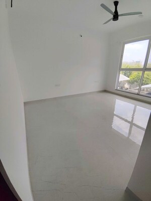 Room in 2 BHK Apartment at Goel Ganga Serio, Kharadi – for Rent