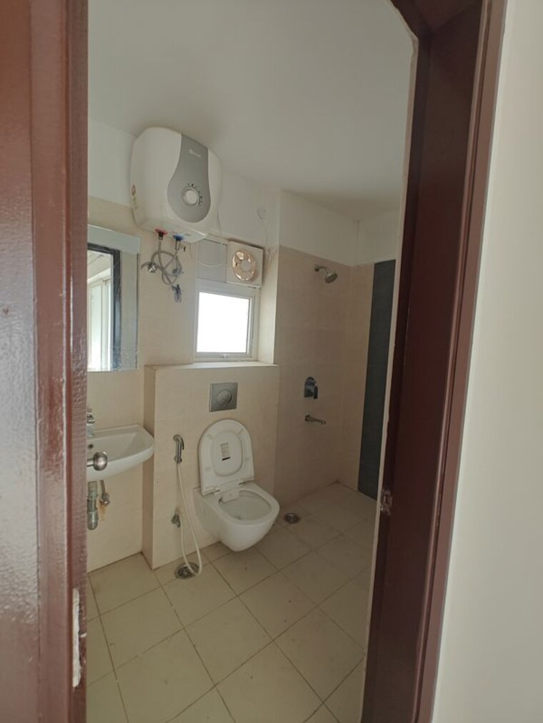 Bathroom, spaze-privy-at4 3 Bedroom 1985 Sq.Ft. Apartment In Sector 84 Gurgaon 10447914