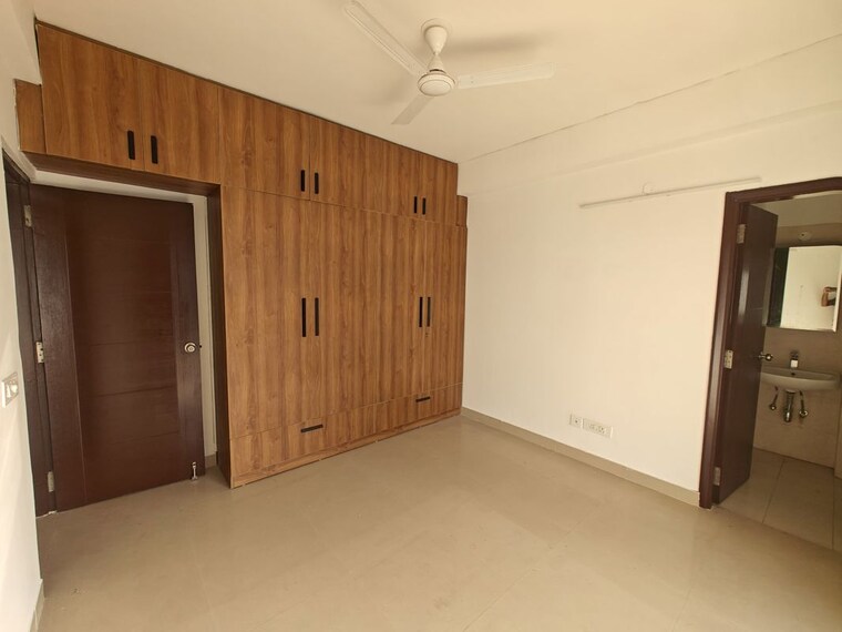 Room, spaze-privy-at4 3 Bedroom 1985 Sq.Ft. Apartment In Sector 84 Gurgaon 10447914