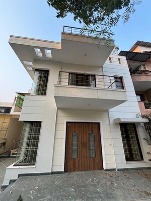 5 BHK Villa – Exterior View View at SS The Lilac, Sector 49 - for Sale