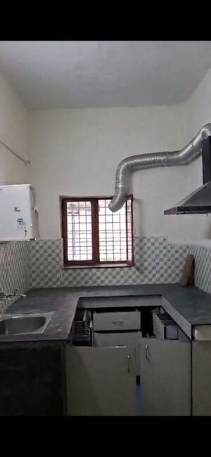 Living Room in 1 BHK Independent House at Laxman Chowk – for Rent
