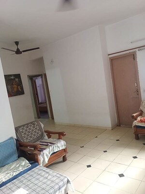 Living Room in 2.5 BHK Apartment at Vastrapur – for Rent