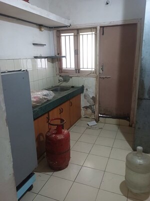 Kitchen in 2.5 BHK Apartment at Vastrapur – for Rent