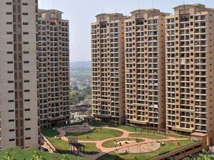 2 BHK Apartment For Sale in K Raheja Heights, Malad East