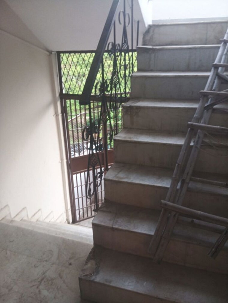 undefined, garhi 4 Bedroom 2250 Sq.Ft. Independent House In Garhi Delhi 10448025