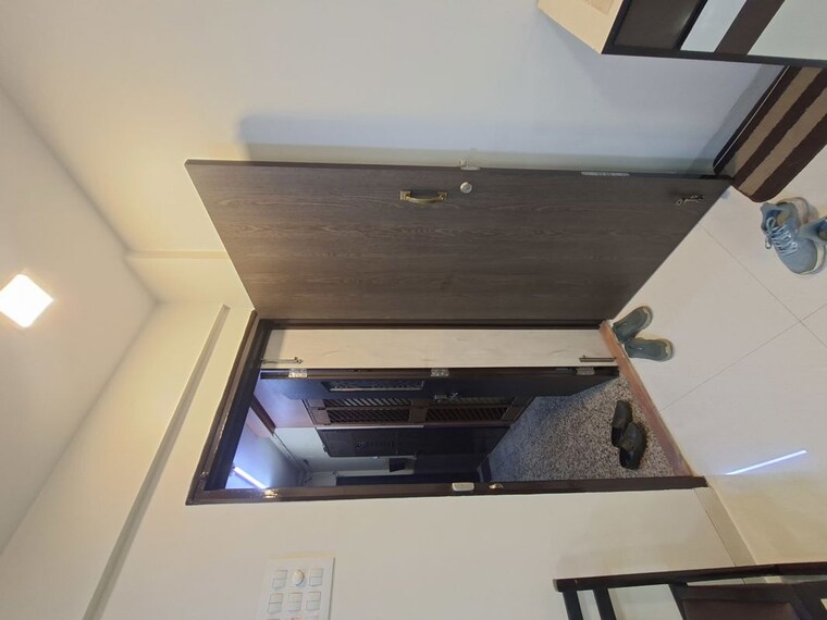 Entrance, ic colony 1 Bedroom 450 Sq.Ft. Apartment In Ic Colony Mumbai 10448066