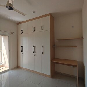 Room in 2 BHK Apartment at Sobha Dream Gardens, Thanisandra Main Road – for Rent