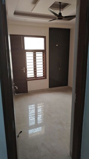 3 BHK Builder Floor For Rent in RPS Palm Drive, Sector 88
