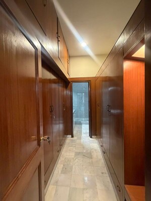 Building Lobby in 3.5 BHK Builder Floor at Sector 10a – for Rent