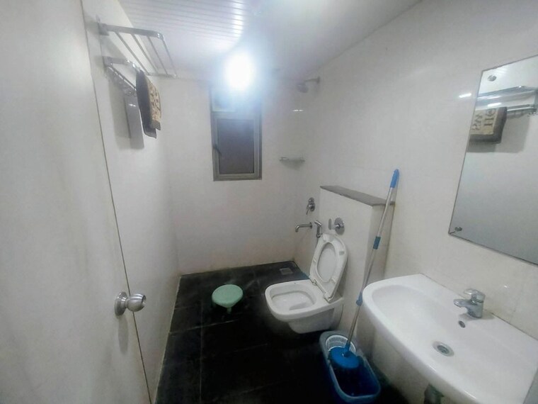 Bathroom, lodha-palava-exotica 2 Bedroom 969 Sq.Ft. Apartment In Dombivli East Thane 10448156