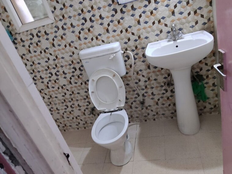 Bathroom, landcraft-river-heights 2 Bedroom 1225 Sq.Ft. Apartment In Raj Nagar Extension Ghaziabad 10448167