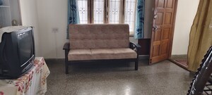 Bedroom in 2 BHK Builder Floor at Halasuru – for Rent
