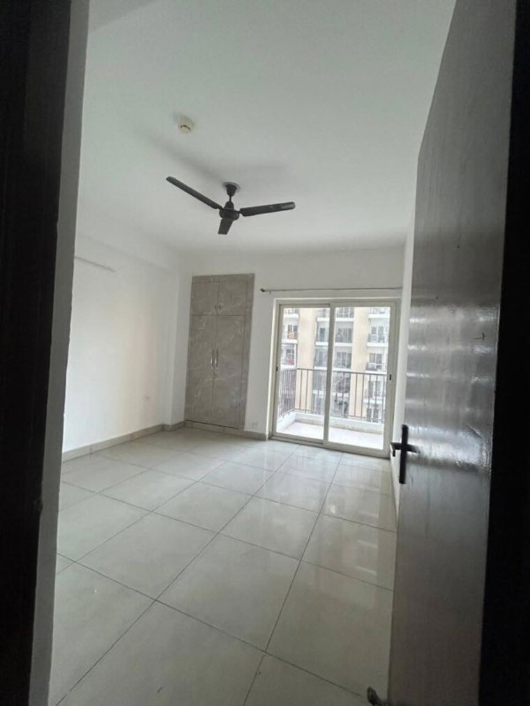 Bathroom, paramount-emotions 3 Bedroom 1380 Sq.Ft. Apartment In Sector 1 Greater Noida Greater Noida 10448176