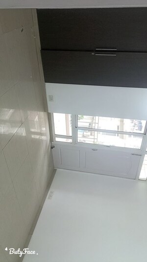 Room in 3 BHK Apartment at Bestech Park View City 1, Sector 48 – for Rent
