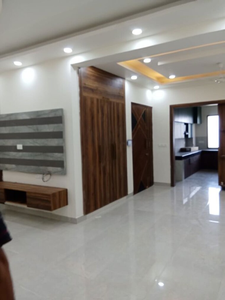 Living Room, paras-tierea-premium-floor 2.5 Bedroom 1265 Sq.Ft. Apartment In Sector 137 Noida 10448193