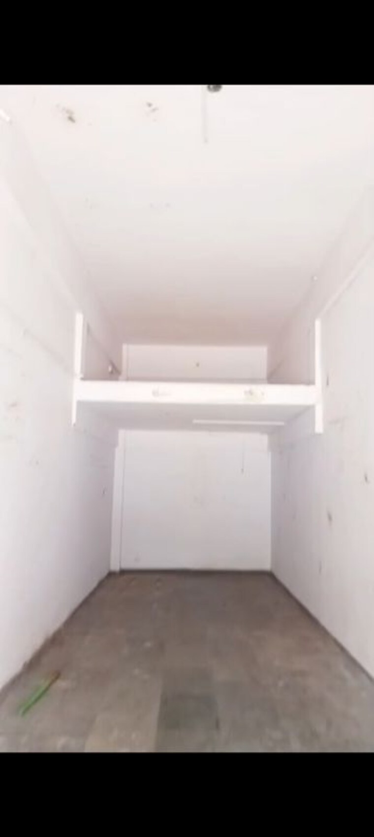 Room, om-sai-plaza Commercial Shop 325 Sq.Ft. In Ghodbunder Road Thane 10448195