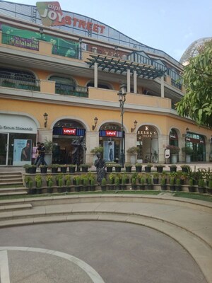  Shop For Sale in AIPL Joy Street, Sector 66