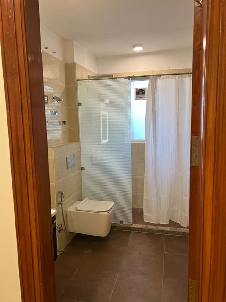 Bathroom, eros-rosewood-city 4 Bedroom 2700 Sq.Ft. Builder Floor In Sector 49 Gurgaon 10448242